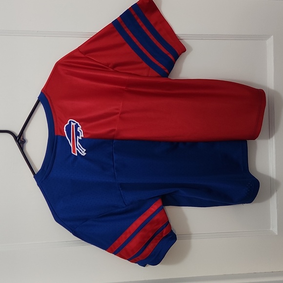 Buffalo Bills Women's NFL Crop Shirt Size Large - Picture 2 of 12